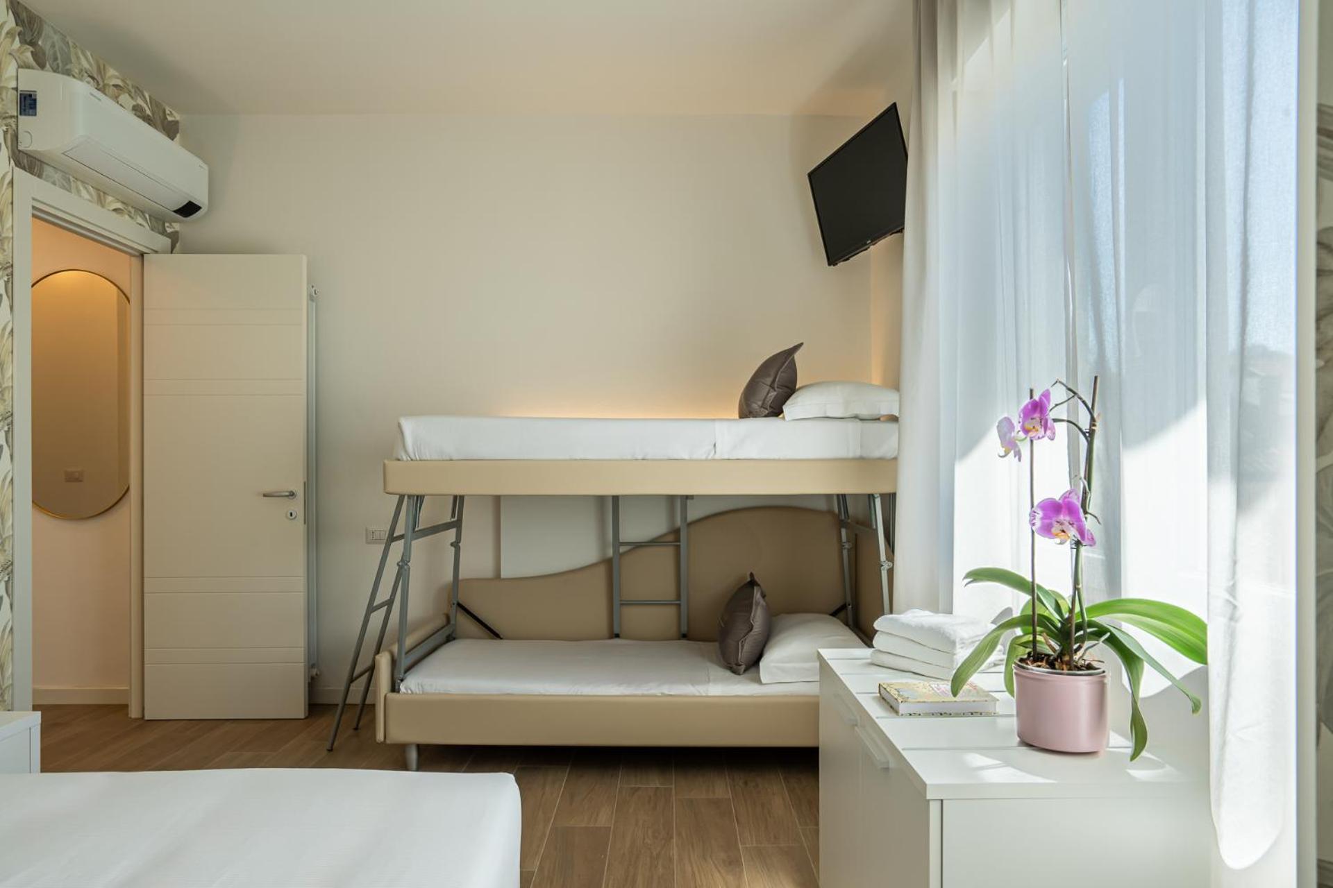 Inaugurazione 2024 - Villa Pratu Apartments A 100 Metri Dal Mare Riccione Buitenkant foto