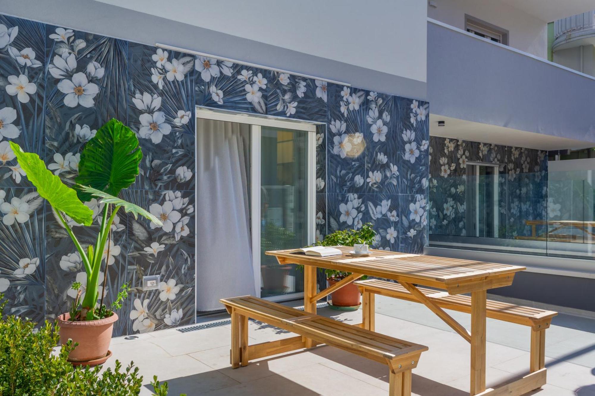 Inaugurazione 2024 - Villa Pratu Apartments A 100 Metri Dal Mare Riccione Buitenkant foto